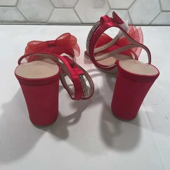 Top Moda RED Satin And Rhinestone Agatha Block Heels Bow Size 6.5 New / Box - Picture 7 of 9